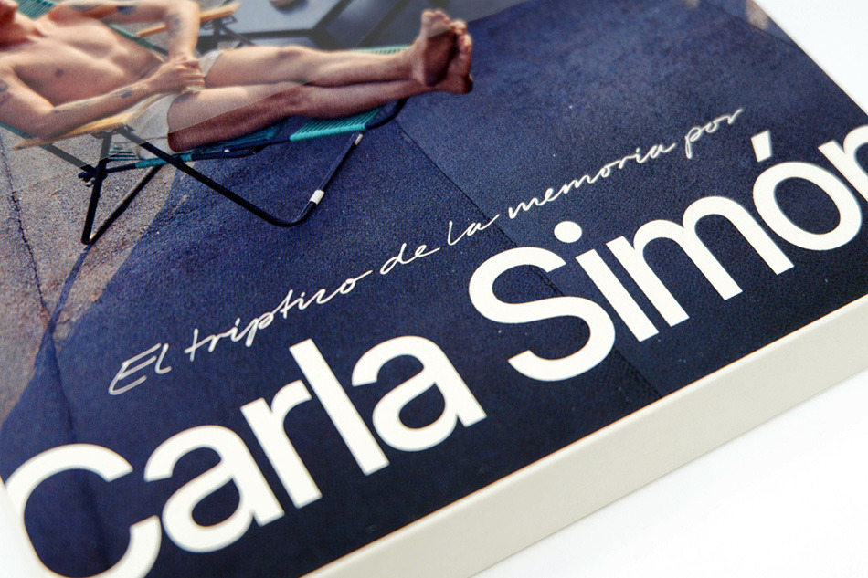 Fotograf&iacute;as de El Tr&iacute;ptico de la Memoria por Carla Sim&oacute;n en Blu-ray 6