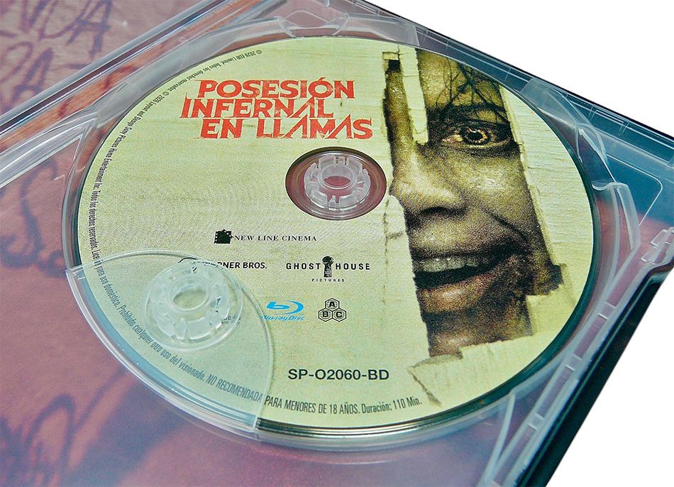 Fotografías del Steelbook de Posesión Infernal: En Llamas en UHD 4K y Blu-ray 12