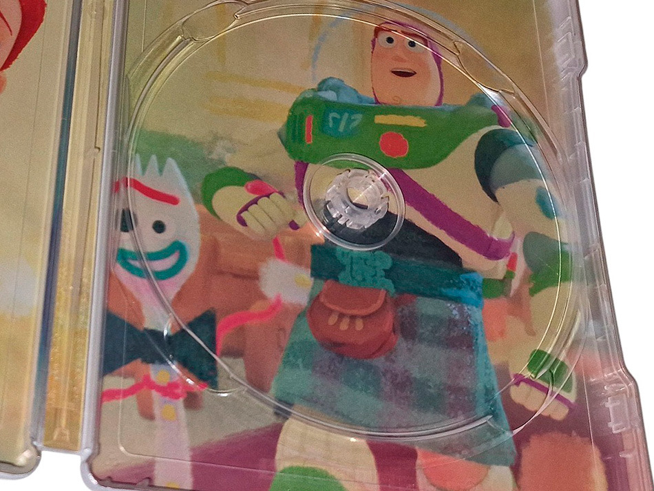 Fotografías del Steelbook de Toy Story 5 en Blu-ray 14