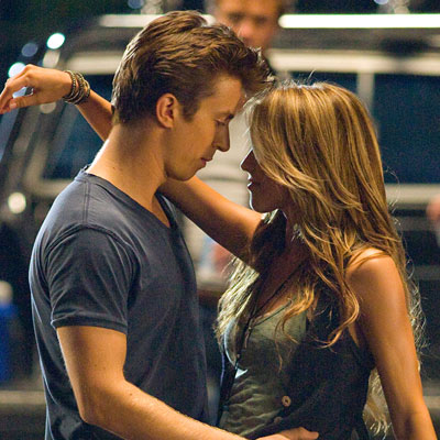 Footloose, el remake, para Marzo