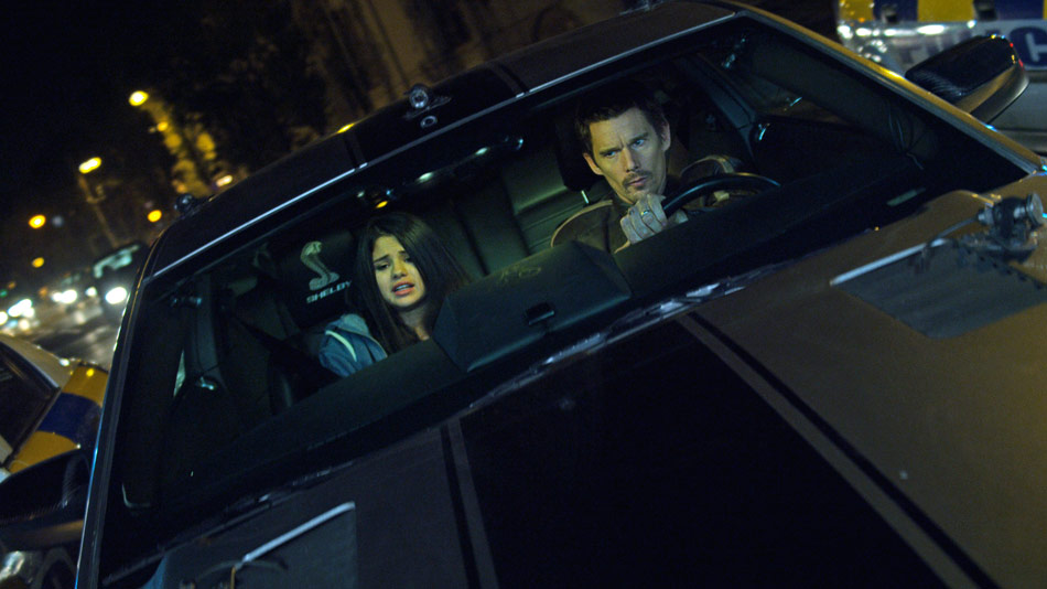 Primer tráiler de Getaway con Ethan Hawke y Selena Gomez