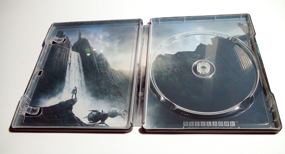 Fotografías del Steelbook de Oblivion en Blu-ray