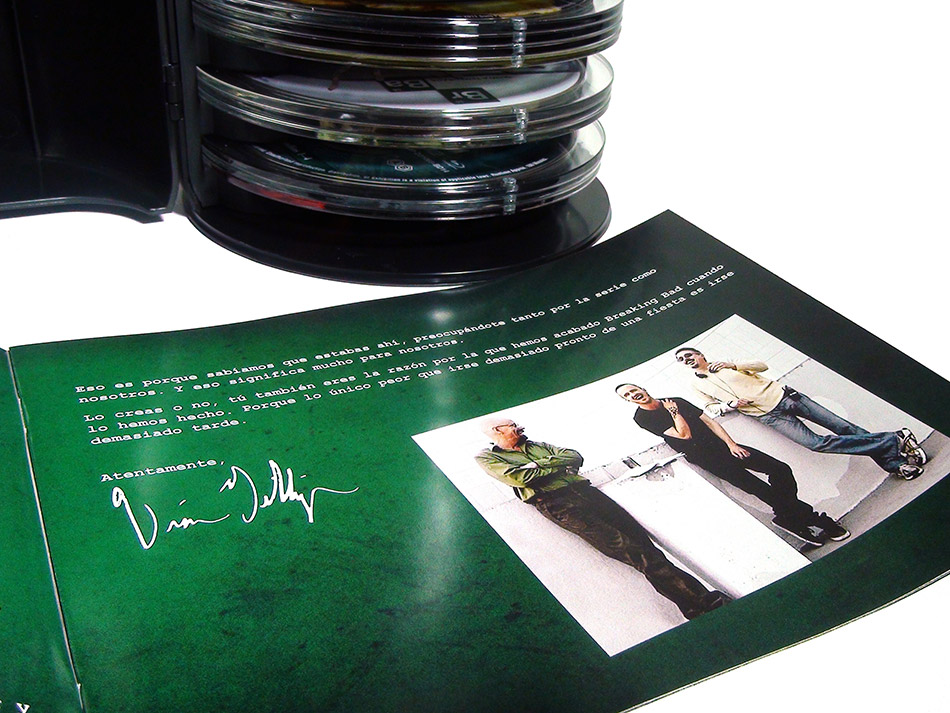 Fotografías del Barril de Breaking Bad con la serie completa en Blu-ray