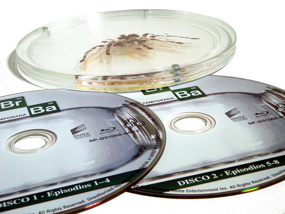 Fotografías del Barril de Breaking Bad con la serie completa en Blu-ray