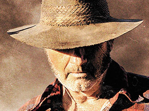 Carátula y extras del thriller de terror Wolf Creek 2 en Blu-ray