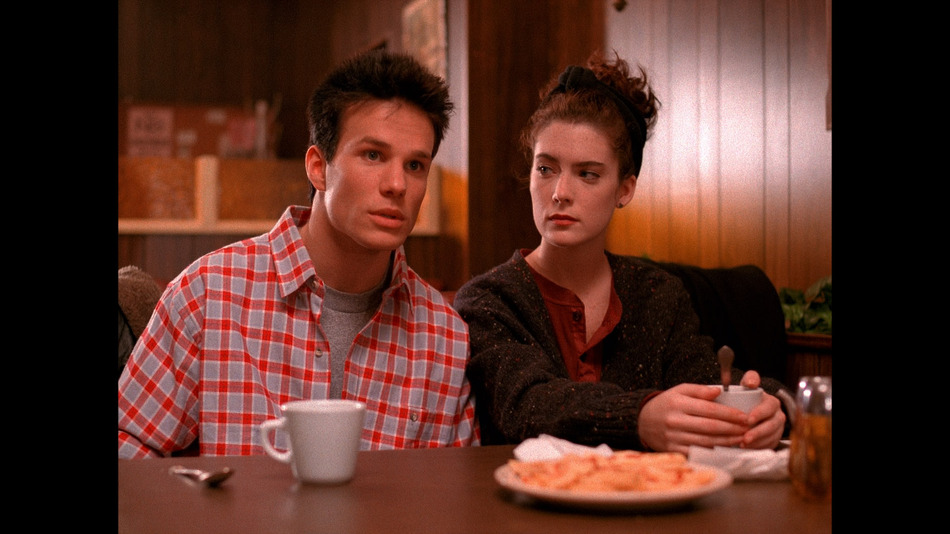 Vídeos e imágenes de Twin Peaks en alta definición 14