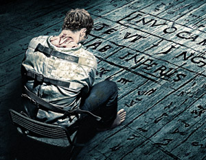 Tráiler y póster de Líbranos del Mal con Eric Bana