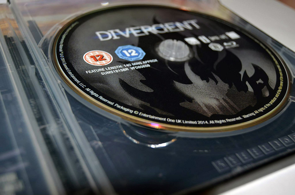 Fotografías del Steelbook de Divergente (UK) 7