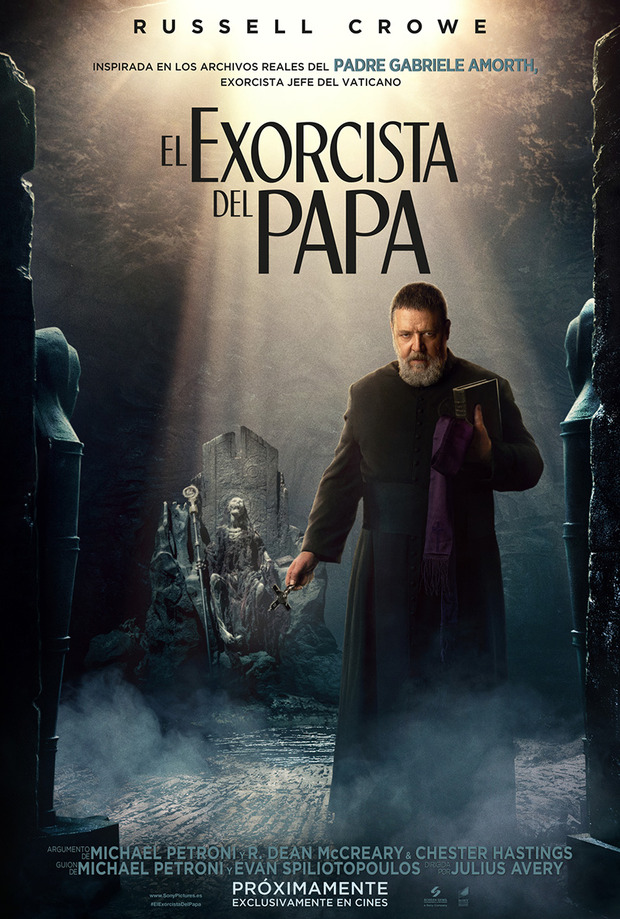 Póster de la película El Exorcista del Papa