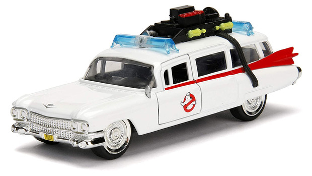 Réplica 1:32 del coche Ecto-1 de Cazafantasmas (10 cm)