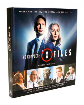 Libro en inglés "The Complete X-Files: Revised and Updated Edition" (Expediente X)