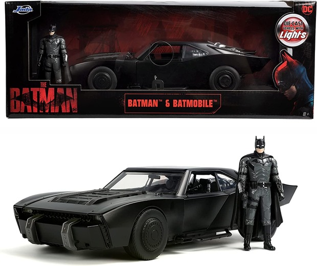 Réplica 1:18 de metal del coche Batmóvil de The Batman con luces (30 cm)
