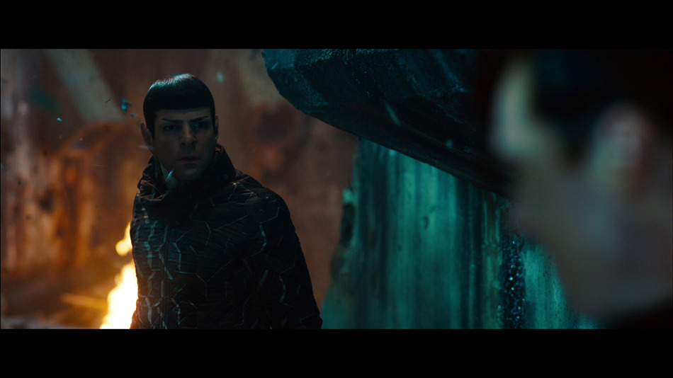 captura de imagen de Star Trek: En la Oscuridad - Edición Metálica Blu-ray - 9