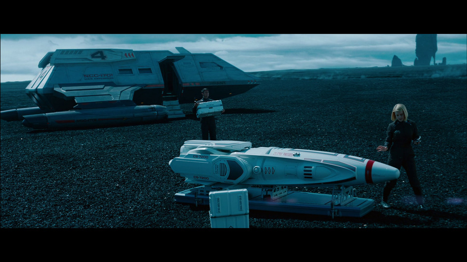 captura de imagen de Star Trek: En la Oscuridad - Edición Metálica Blu-ray - 12