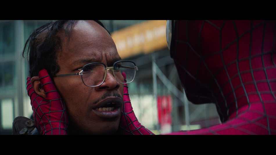 captura de imagen de The Amazing Spider-Man 2: El Poder de Electro - Edición Coleccionista Blu-ray - 4