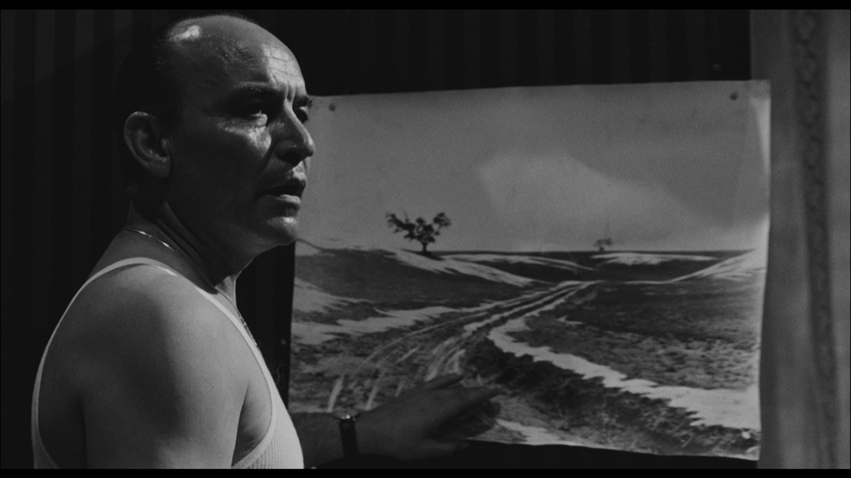 captura de imagen de Fellini 8 1/2 Blu-ray - 20