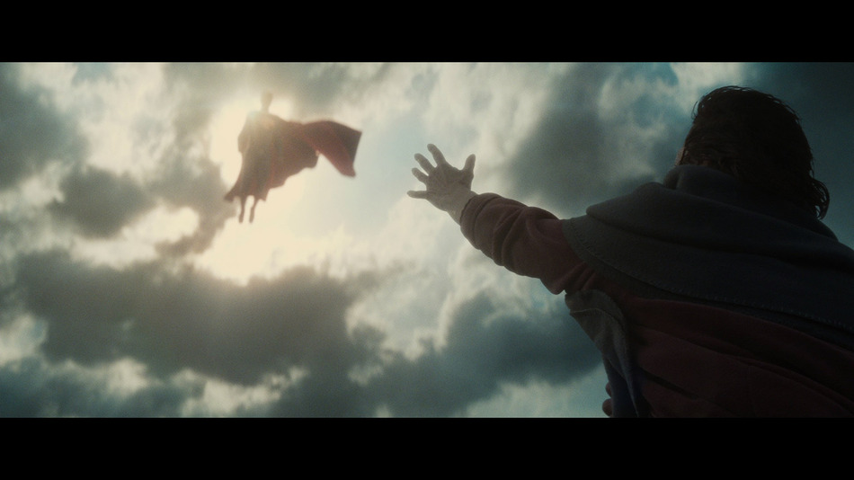 captura de imagen de Batman v Superman: El Amanecer de la Justicia Blu-ray - 7