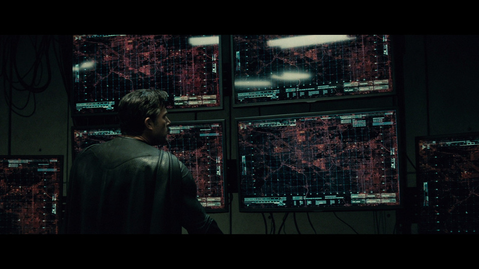captura de imagen de Batman v Superman: El Amanecer de la Justicia - Edición Libro Blu-ray - 9