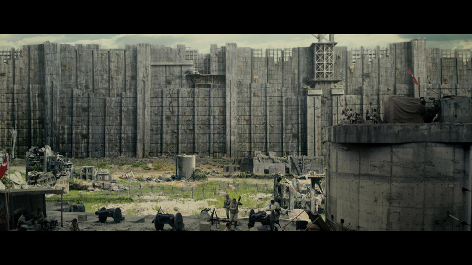 captura de imagen de Ataque a los Titanes: Partes 1 y 2 Blu-ray - 4
