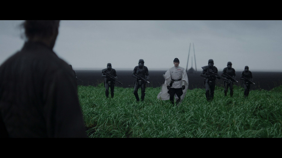 captura de imagen de Rogue One: Una Historia de Star Wars Blu-ray - 6