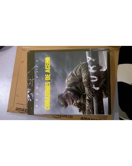 Recibida ahora mismo...no sabia que la caja era negra!