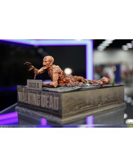 Reservas disponibles de la edición coleccionista de TWD (5ª temporada) en España.