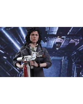 Figura Ellen Ripley de Hot Toys para 2017