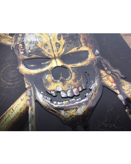 Fotos oficiales del steelbook exclusivo de PIRATES OF THE CARIBBEAN: Salazar's Revenge 