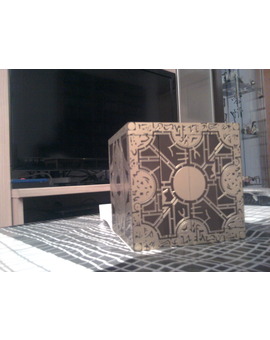 Hellraiser, edición americana forma caja, contiene Hellraiser 1 blu-ray y Hellraiser 1 y 2 en DVD