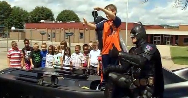 Tras morir el Batman de la Route 29, otro coje el manto para cumplir la promesa de un niño