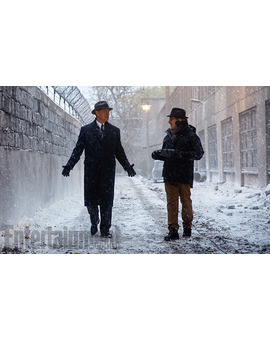 Primera still oficial del nuevo proyecto de Tom Hanks y Steven Spielberg 