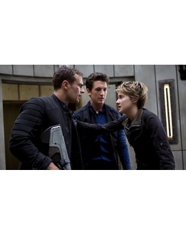 Trailer definitivo de Insurgente.