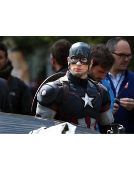 El primer trailer de Los Vengadores: La Era de Ultron podría llegar a finales de octubre y nuevas imágenes del set