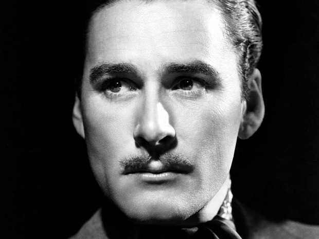 Errol Flynn... hay algún actor en la actualidad igual a él?