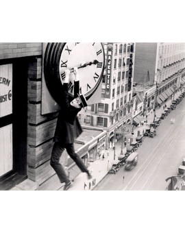 ¡Estaré fuera un tiempo!... es la hora.