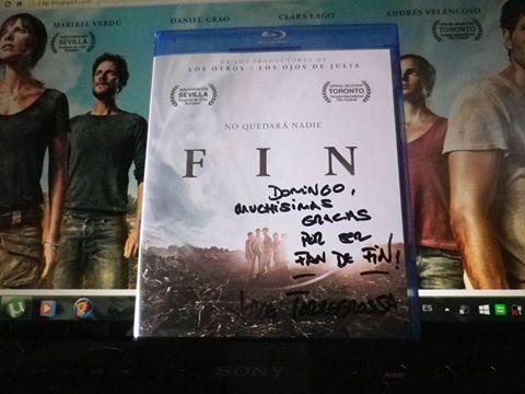 FIN con dedicatoria de su director
