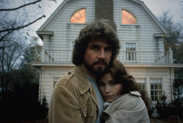 | Recomendación | - "Terror en Amityville".