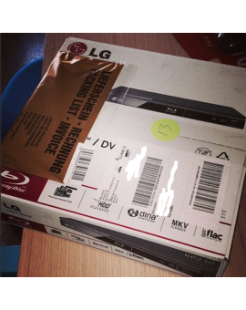 Ya esta aquí mi reproductor de Blu-Ray pedido a Amazon ''LG BP230''