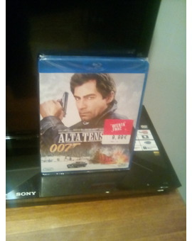 Otra más para la colección Bond