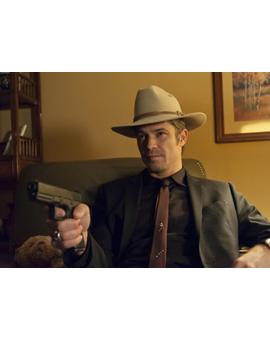 Justified. Qué os parece esta serie?