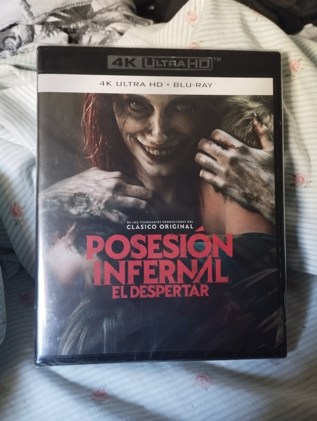 Apoyando el formato físico de mi país.
