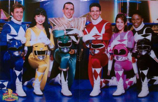 ¿Alguien sabe si la serie Mighty Morphin Power Rangers (la original) se ha editado en DVD en España?