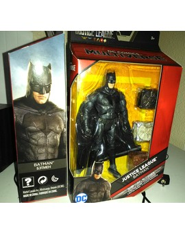 Nueva figura de Batman (Multiverse), Justice League
