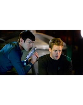 El primer adelanto de "Star Trek into Darkness" llegará en la premiere de "El Hobbit"