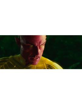 Mark Strong afirma que se sorprendería si hubiera una secuela de Green Lantern (pero le gustaría)