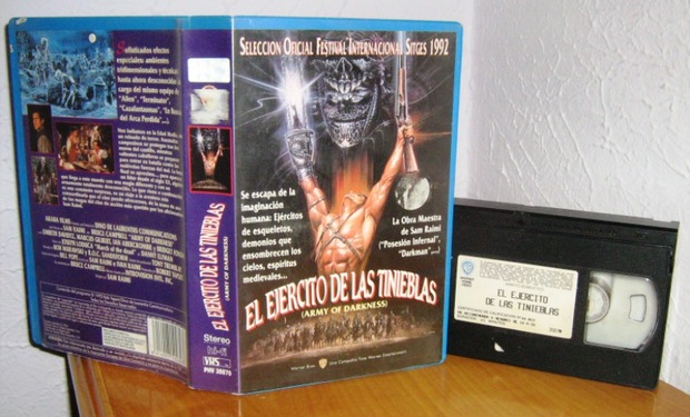El Ejercito de las Tinieblas, VHS