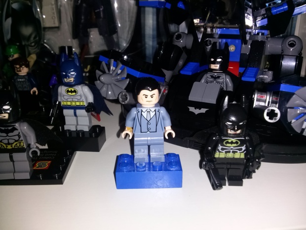 El autentico y genuino Lego Bruce Wayne :-)