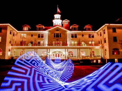 El hotel que inspiró a Stephen King para 'El resplandor' convoca un concurso de laberintos