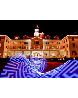 El hotel que inspiró a Stephen King para 'El resplandor' convoca un concurso de laberintos