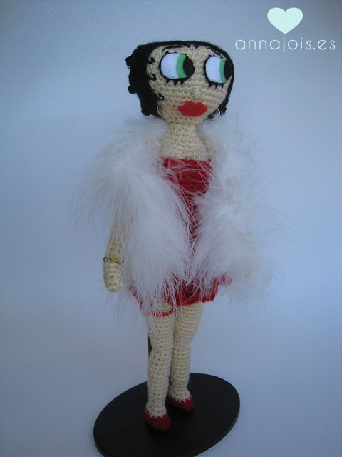 Amigurumi Betty Boop - Regalo para una compañera